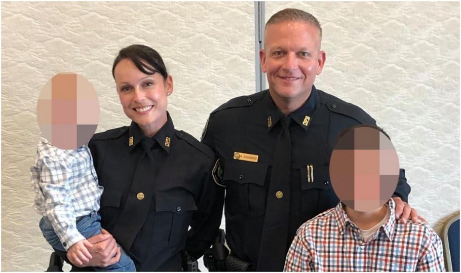 Un politist si-a dus copilul de 3 ani la inchisoare pentru ca nu a stiut sa ceara la olita: "Plangea. A fost eficient"